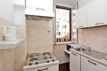 Colosseum - Termini Area *